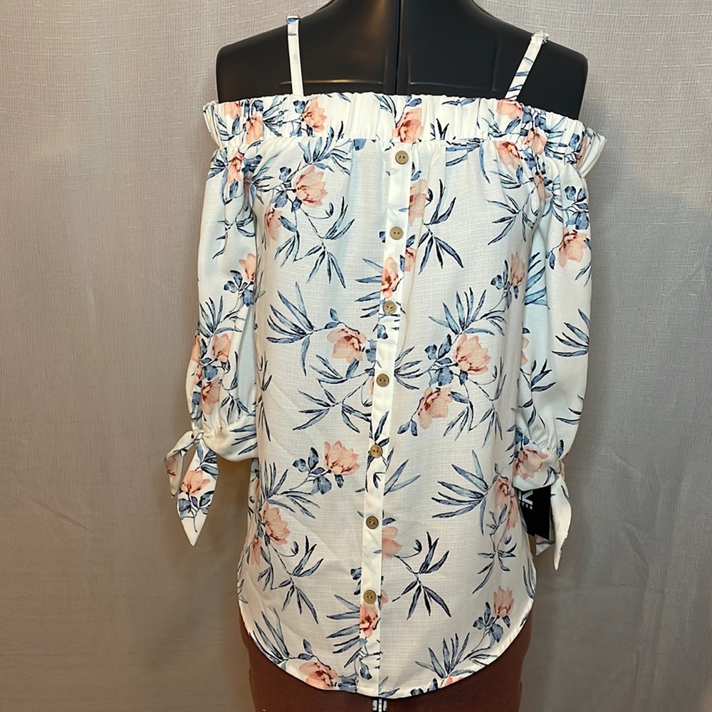 NWT Floral Blouse